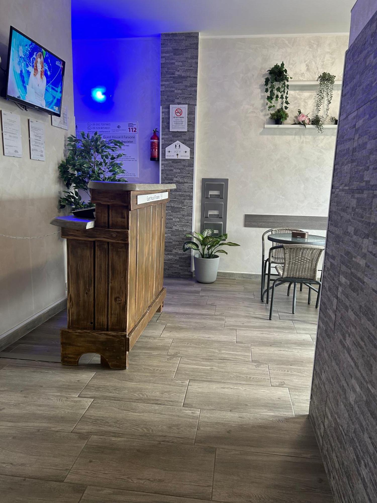 Guest House Il Faraone Φιουμιτσίνο Εξωτερικό φωτογραφία