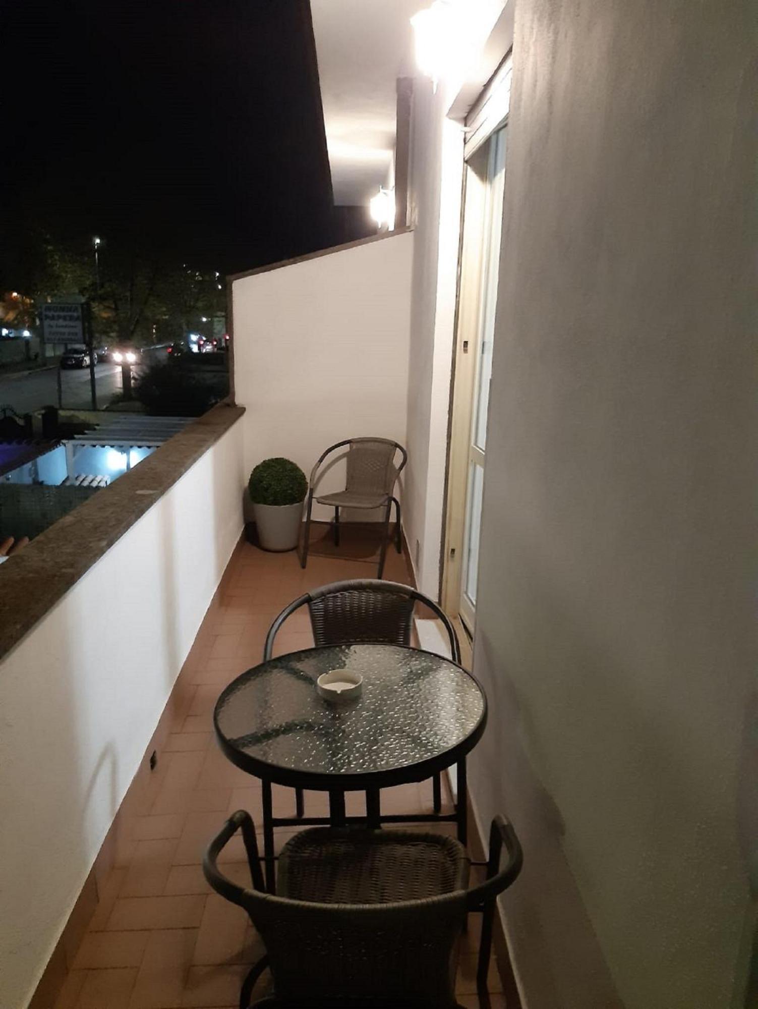Guest House Il Faraone Φιουμιτσίνο Εξωτερικό φωτογραφία