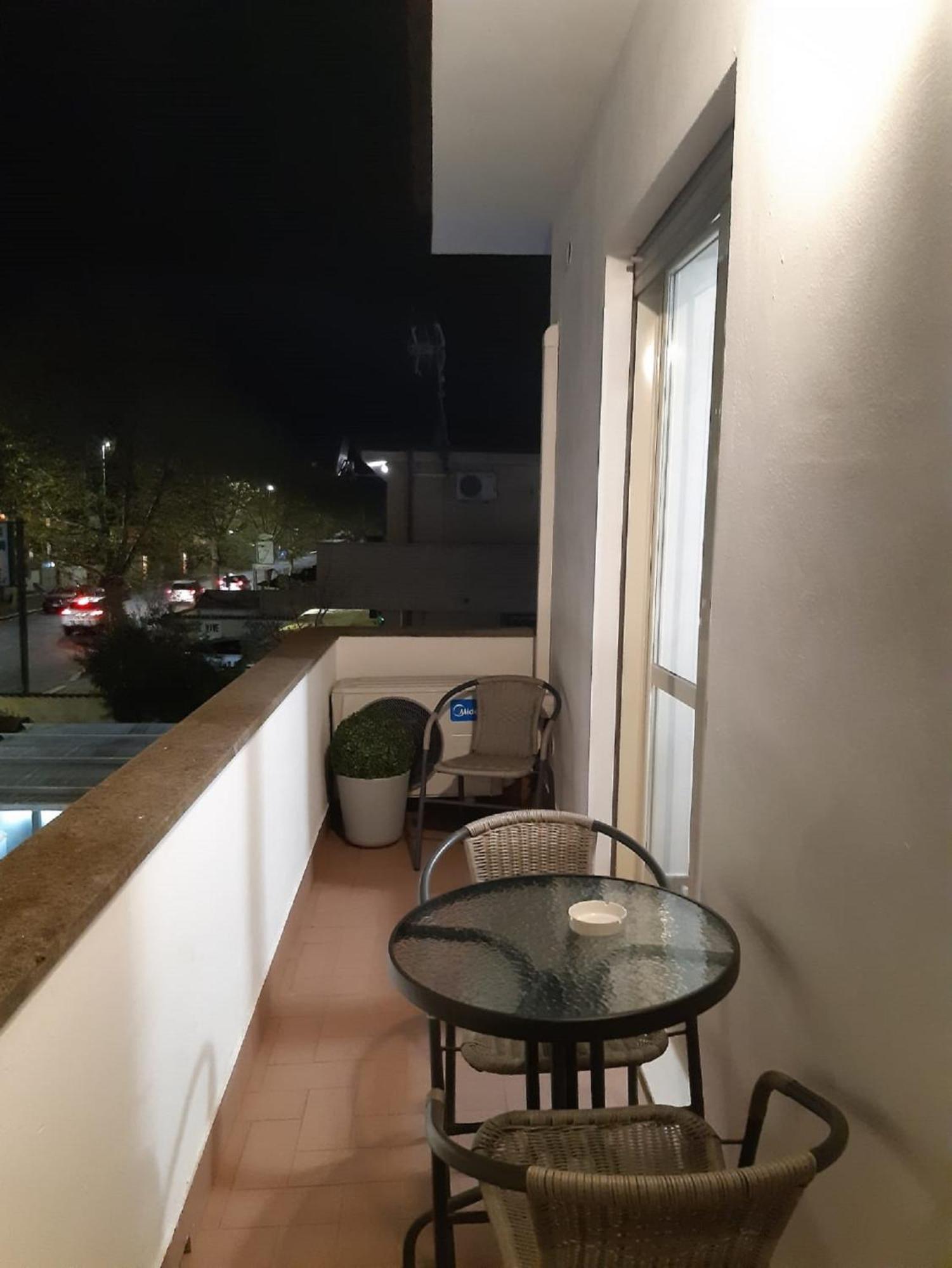 Guest House Il Faraone Φιουμιτσίνο Εξωτερικό φωτογραφία