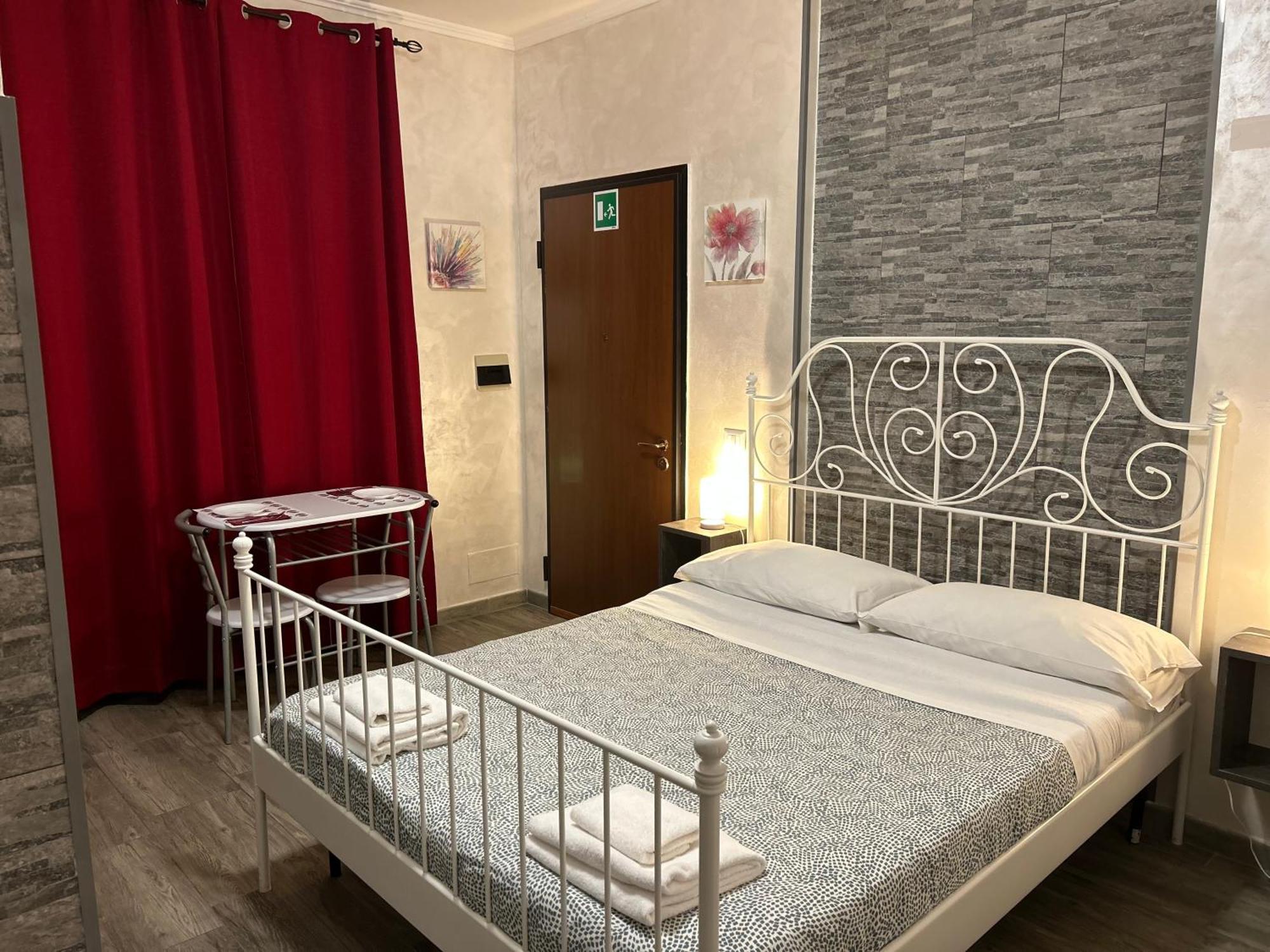 Guest House Il Faraone Φιουμιτσίνο Εξωτερικό φωτογραφία