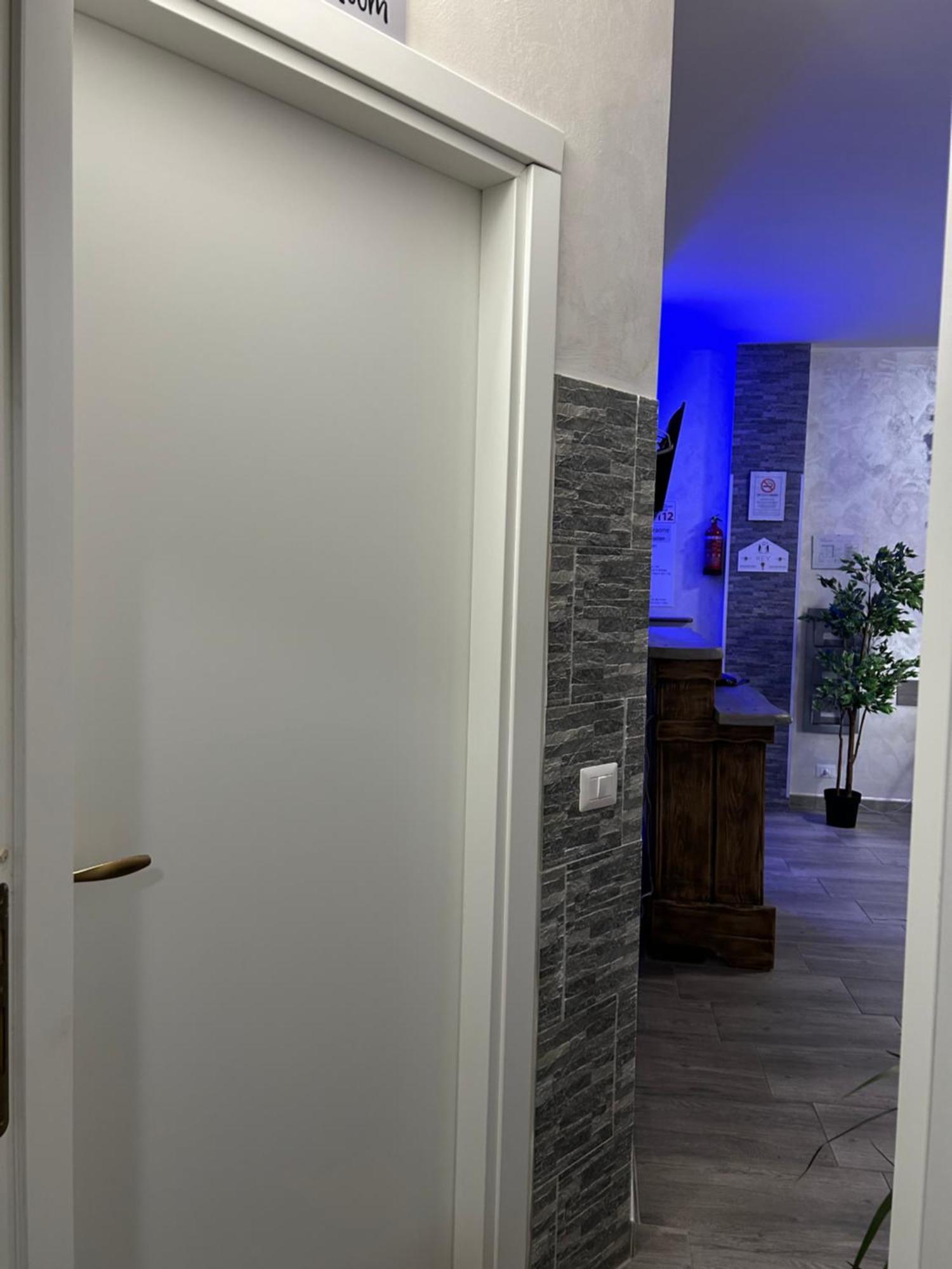 Guest House Il Faraone Φιουμιτσίνο Εξωτερικό φωτογραφία